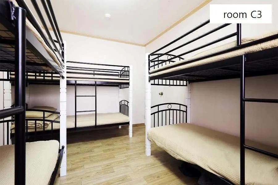 Mipo Guesthouse Puszan Vendégház